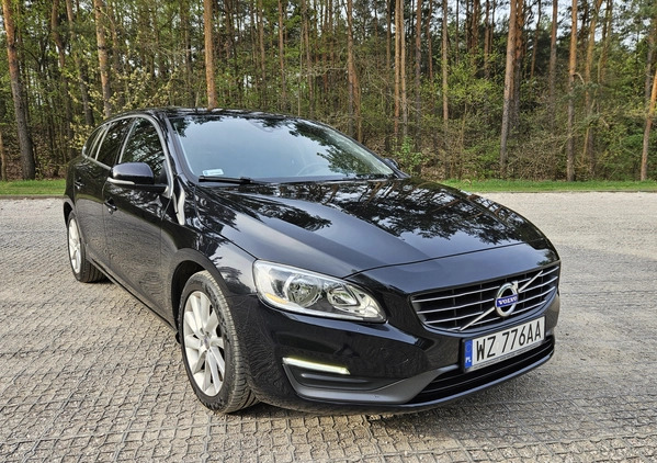 Volvo V60 cena 39900 przebieg: 291000, rok produkcji 2014 z Łomianki małe 529